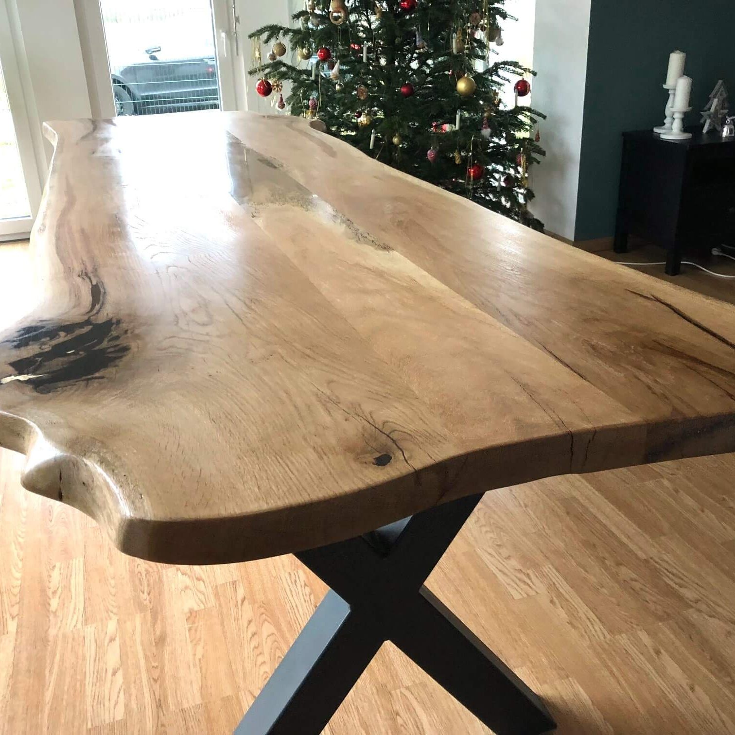 Wohzimmertisch mit Bank