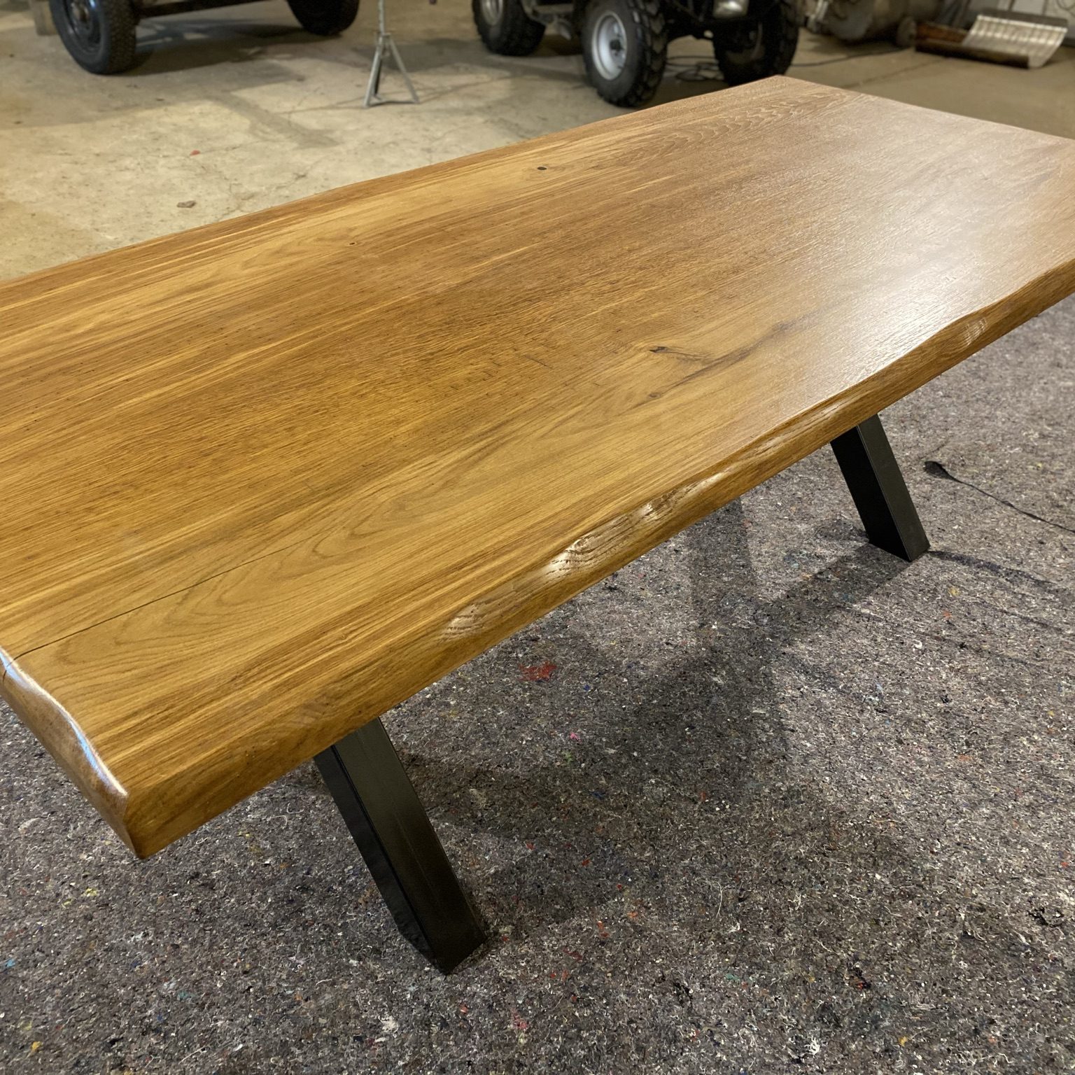 Wohzimmertisch aus Eiche